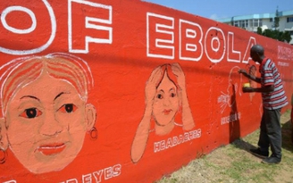 Trên 8.000 người nhiễm Ebola
