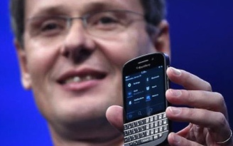 BlackBerry Q10 giảm giá mạnh tại Việt Nam