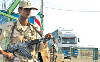 Iran dọa đưa quân vào Pakistan
