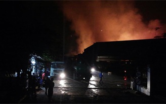 Đã khống chế được vụ cháy ở Khu công nghiệp Quang Minh