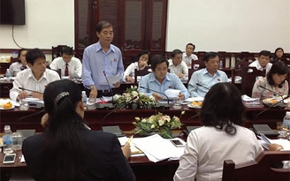 'Báo cáo cho Hội đồng nhân dân mà như giỡn chơi'