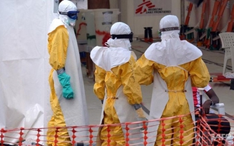 Nhân viên y tế Tây Phi kêu gọi G20 giúp chống Ebola