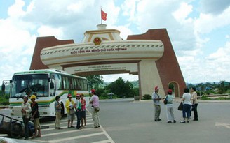 Chạy thử mô hình ‘một cửa, một lần dừng’ tại cặp cửa khẩu quốc tế Lao Bảo - Den Savan