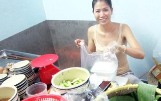 Người mẫu Trang Trần bán bún đậu mắm tôm