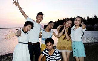 Top 6 Vietnam Idol 2012 thư giãn trước đêm công bố kết quả