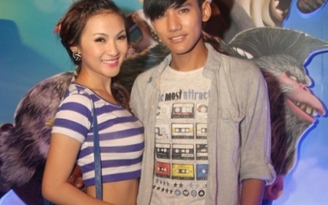 Hotgirl Kelly “khoe bụng” tại buổi ra mắt "Ice Age 4"
