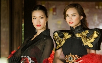 Hai hoa hậu "đọ sắc" với váy áo phương đông