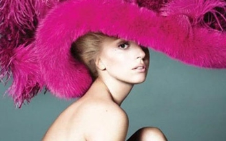 Lady Gaga thích làm "chuyện ấy" trên bãi biển
