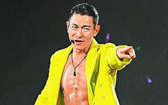 Lưu Đức Hoa bị "tố" là gay