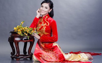 Ngắm "mỹ nhân" duyên dáng khoe áo dài Tết