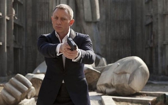 "Skyfall" của Daniel Craig có nhiều “sạn”