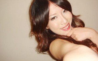 Hotgirl Đài Loan bị lộ hơn 600 ảnh khỏa thân