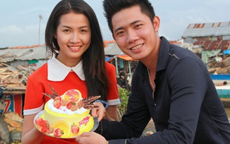 Phan Thị Mơ mừng sinh nhật cùng bạn trai trên phim trường 'Hai Lúa'