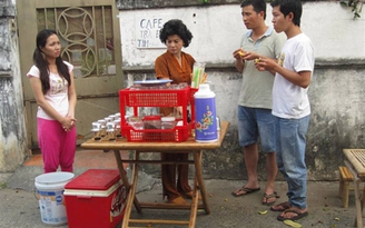 Cát Phượng châm biếm nạn ‘hôi của’