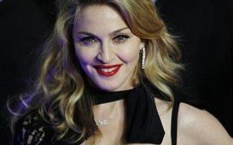 Madonna là ca sĩ đầu tiên cán mốc 1 tỉ USD