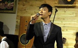 “Hotboy bánh giò” khoe giọng qua bài hit của Michael Jackson
