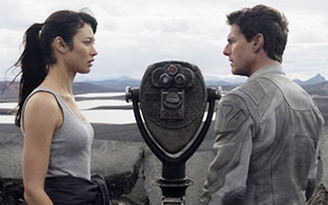 Tom Cruise "cảm nắng" người đẹp Pháp gốc Ukraine