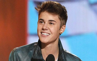 Phân nửa số fan của Justin Bieber trên Twitter là “giả”