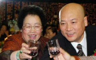 "Đường Tăng" hơn 20 năm vẫn ấm êm bên vợ đại gia