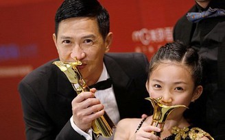 Trương Gia Huy và sao nhí 10 tuổi ẵm giải thưởng lớn của LHP Thượng Hải