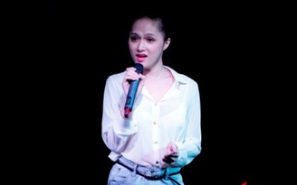 Người đẹp chuyển giới Hương Giang ngày càng quyến rũ
