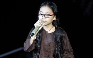 Khán giả Việt kiều rớt nước mắt khi nghe Phương Mỹ Chi hát dân ca