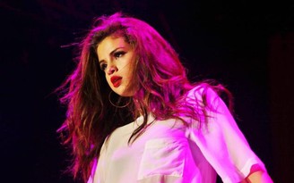 Selena Gomez bị Nga từ chối cấp visa vì nghi ủng hộ người đồng tính
