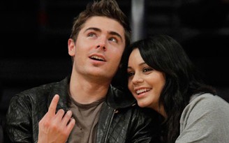 Zac Efron thích sex trên bàn