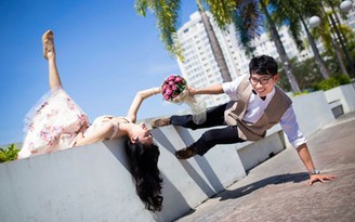 Quang Đăng tung ảnh Valentine mạo hiểm cùng 'người yêu tin đồn'