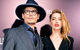 Johnny Depp mời tình cũ dự tiệc đính hôn tình mới