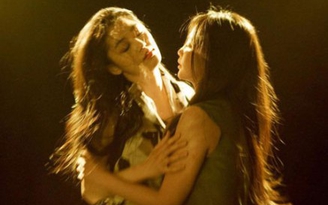 Lý Băng Băng bất ngờ bị bóc mẽ 'mối tình đồng tính' với Jun Ji Hyun
