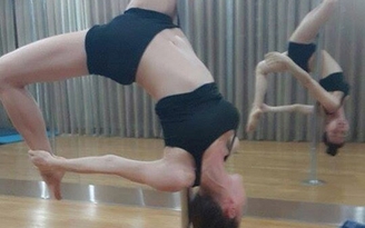 Hồ Ngọc Hà tích cực luyện múa cột, chuẩn bị trình diễn trên sân khấu