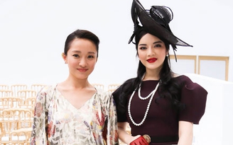 Lý Nhã Kỳ 'đọ sắc' cùng Châu Tấn trong show diễn của Chanel