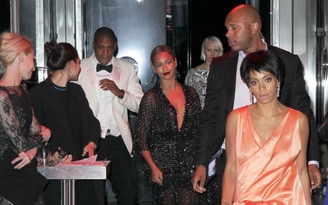 Cha Beyonce thừa nhận tin đồn ly hôn là để tour diễn cháy vé