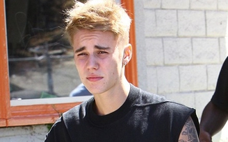 Justin Bieber lại bị bắt ở Canada