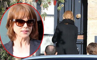 Nicole Kidman đau đớn về Úc làm lễ tang cha