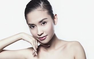 Bạn gái cũ của Trấn Thành tung ảnh gợi cảm