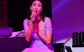 Hà Kiều Anh khoe giọng trong đêm nhạc gây quỹ giúp Duy Nhân