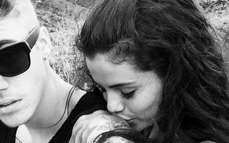 Justin Bieber quyết định ‘cạch’ Selena Gomez trên mạng xã hội