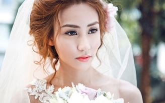 Ngân Khánh chuẩn bị lên xe hoa với doanh nhân Việt kiều