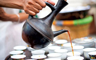 Hiểu về Cà phê (Kỳ 04): Nghi lễ cà phê của người Ethiopia