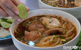 Tìm ăn bún bò 'chính hiệu' ở Sài Gòn Tìm ăn bún bò 'chính hiệu' ở Sài Gòn