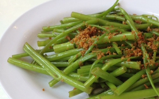 Xào rau muống ngon không khó