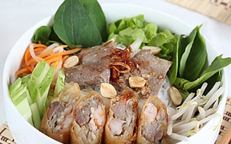 Làm bún chả giò tôm thịt tuyệt ngon Làm bún chả giò tôm thịt tuyệt ngon