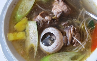 Độc đáo canh chua đầu cá cờ