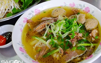 Phở ngon và đông nhất Sài Gòn