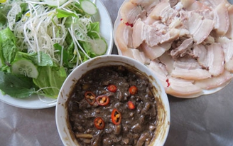 Vấn vương mắm ruột cá ngừ