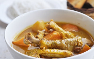 Cách nấu cà ri gà thơm ngon ăn cùng bánh mì