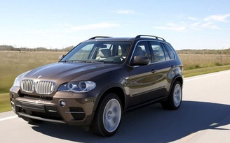 BMW thu hồi 35.000 xe thể thao đa dụng X5