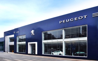 Thaco khai trương showroom Peugeot Hà Nội mới